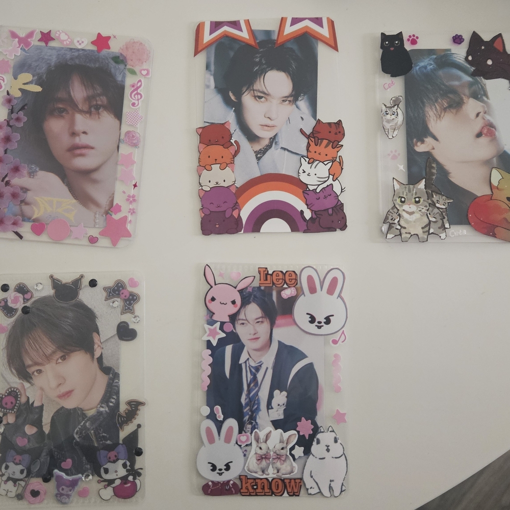 Decorative K-Pop Photo Cards with Stickers